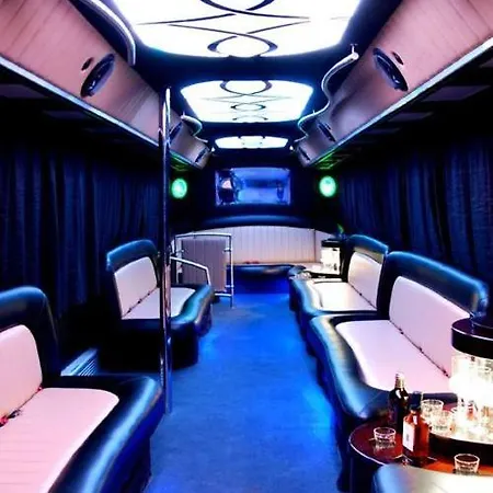 Savage Package Exclusive Man Cave&boat&bus Party Pax 24 *